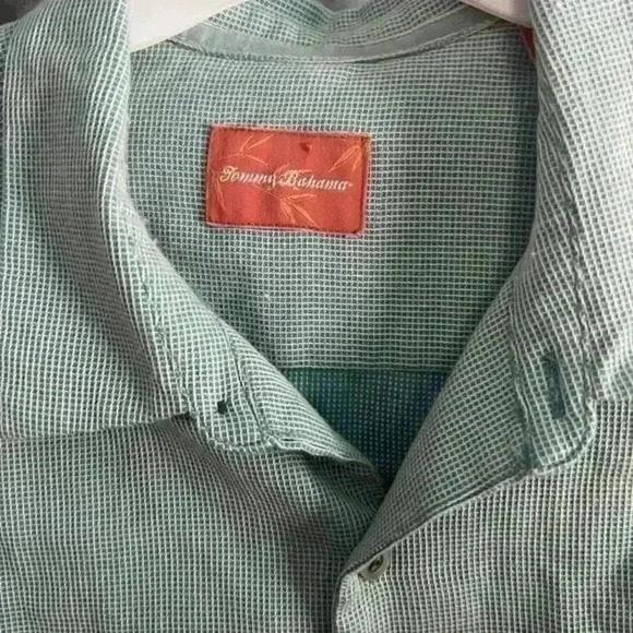 Tommy Bahama Shirt Men's Large Blue Short Sleeve Check Silk Blend Button Up - Picture 2 of 4